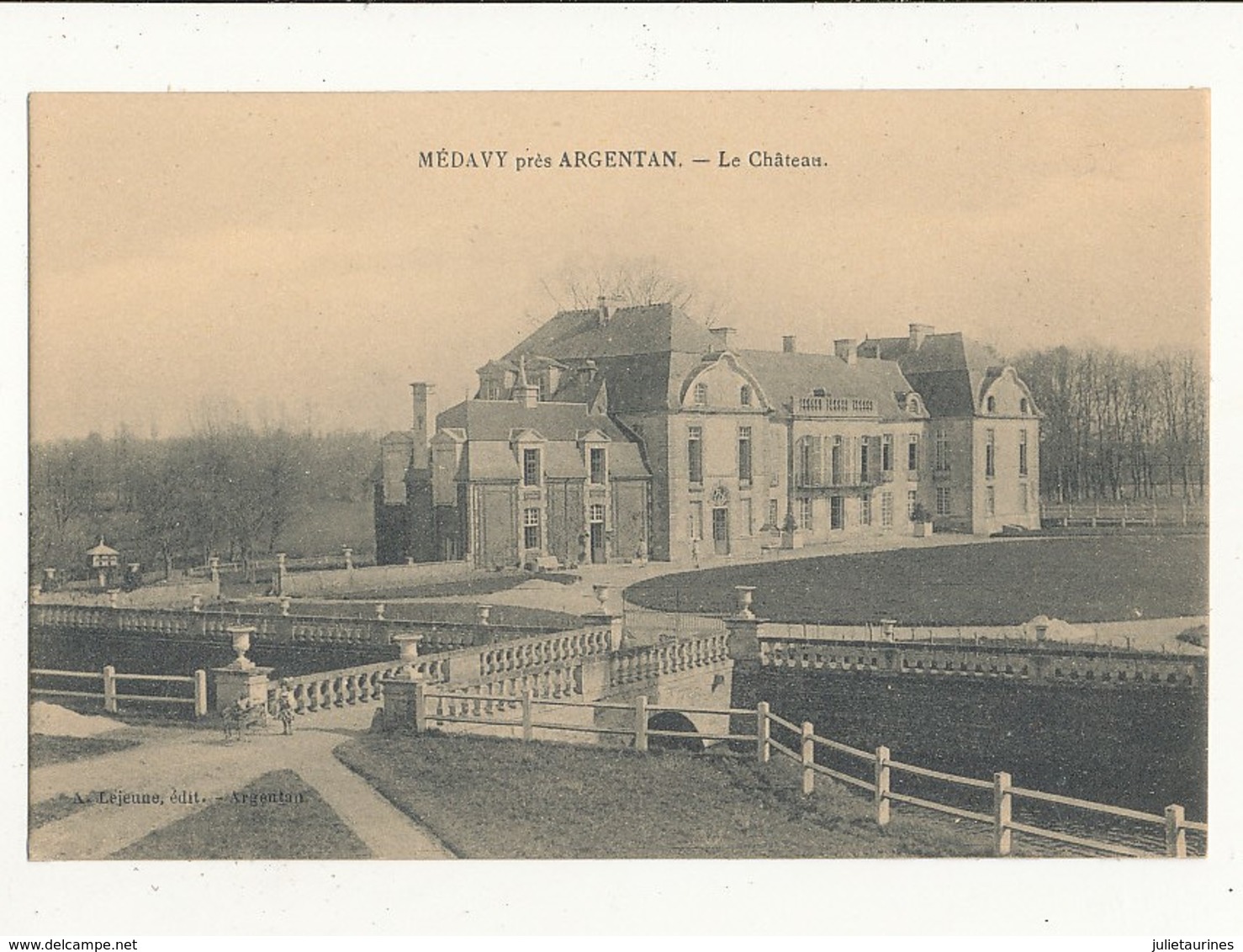 61 MEDAVY PRES ARGENTAN LE CHATEAU CPA BON ETAT - Autres & Non Classés