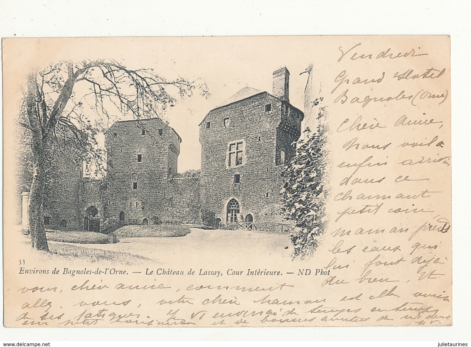 61 LE CHATEAU DE LASSAY COUR INTERIEURE CPA BON ETAT - Autres & Non Classés