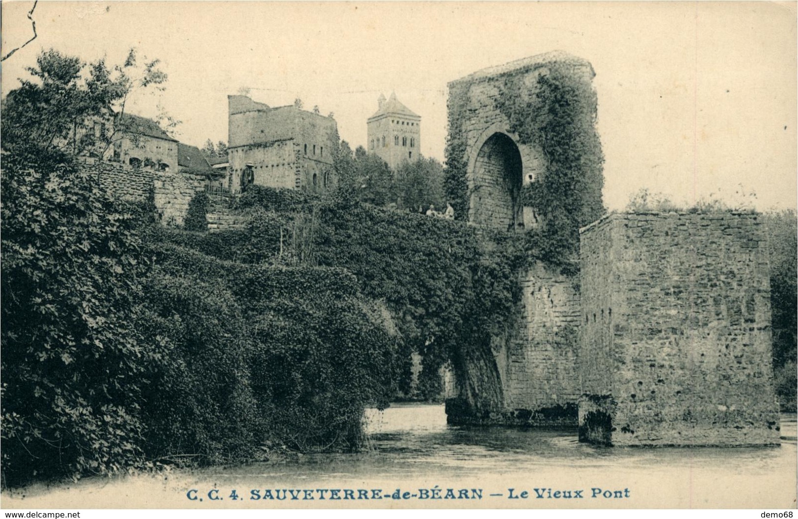 Sauveterre De Béarn CPA 64 Pyrénées Atlantiques Le Vieux Pont - Sauveterre De Bearn