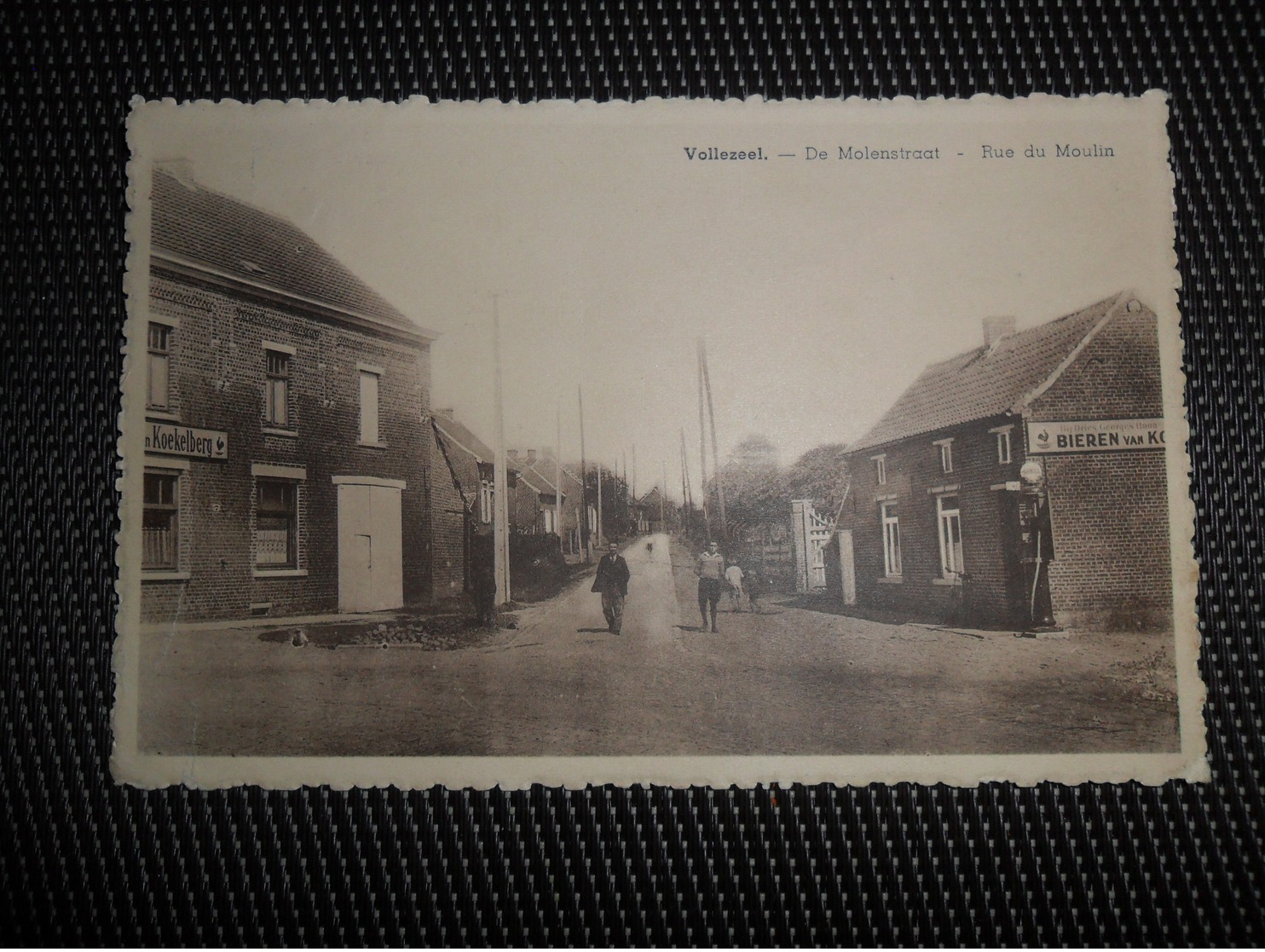 Très beau lot de 60 cartes postales de Belgique     Zeer mooi lot van 60 postkaarten van België  - 60 scans