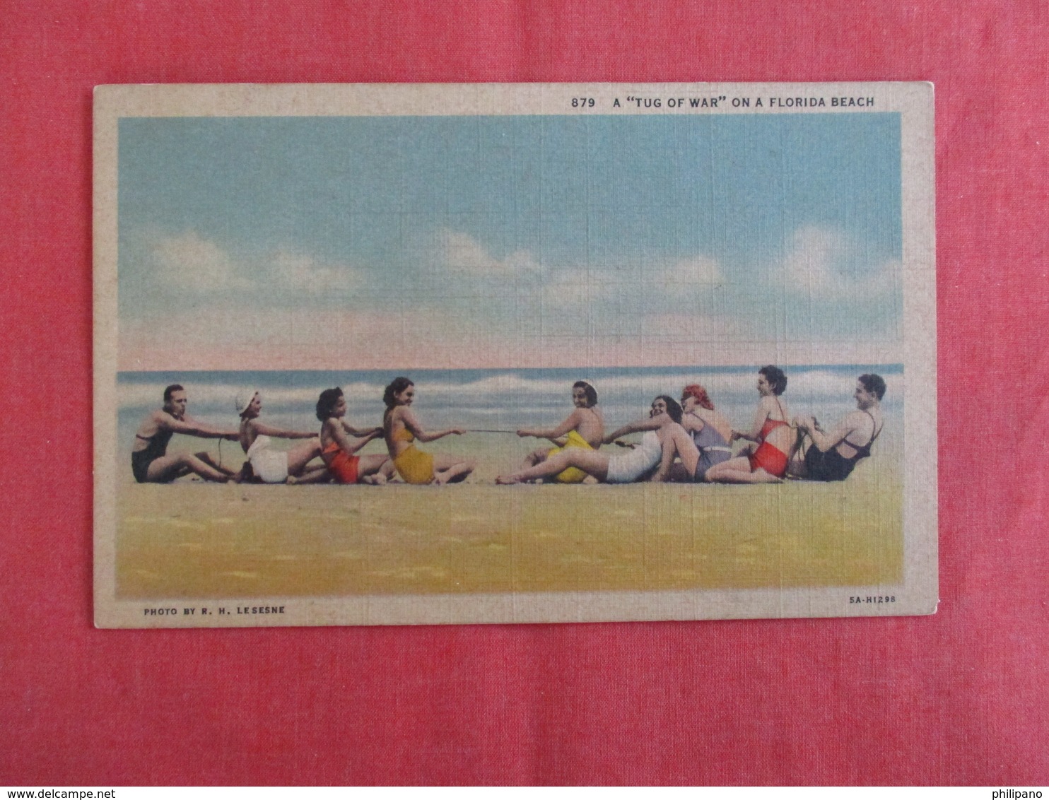 Females Tug Of War  Florida Beach  Ref 2929 - Pin-Ups