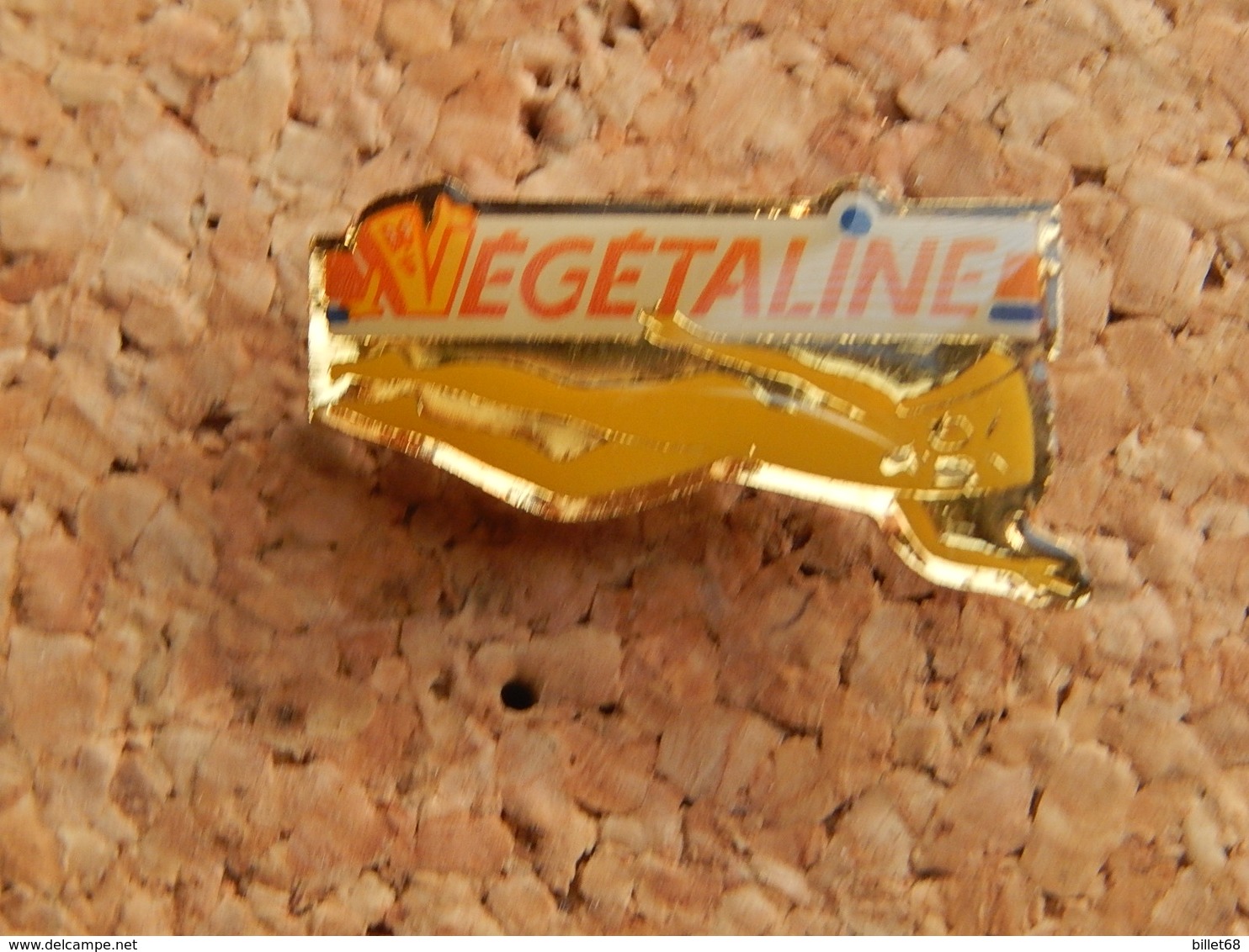 Pin's -  VEGETALINE - Trademarks