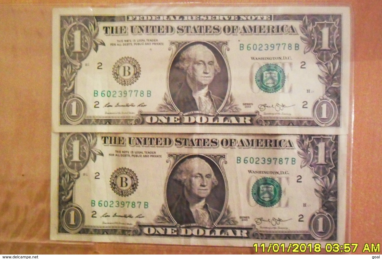 Lot 2 Billets De 1 Dollar 2003(  Même Série" Et Meme "Prefixe" Et"Suffixe"B" Numéro Qui Se Suivent à Une Inversion Prête - Collections