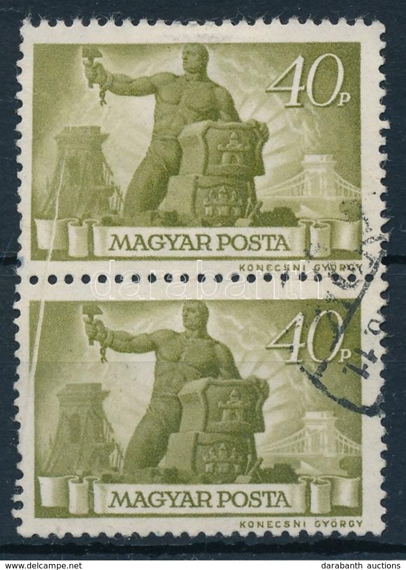 O 1945 Újjáépítés 40P Pár Végigfutó Papírránccal / Mi 825 Pair With Paper Crease - Altri & Non Classificati