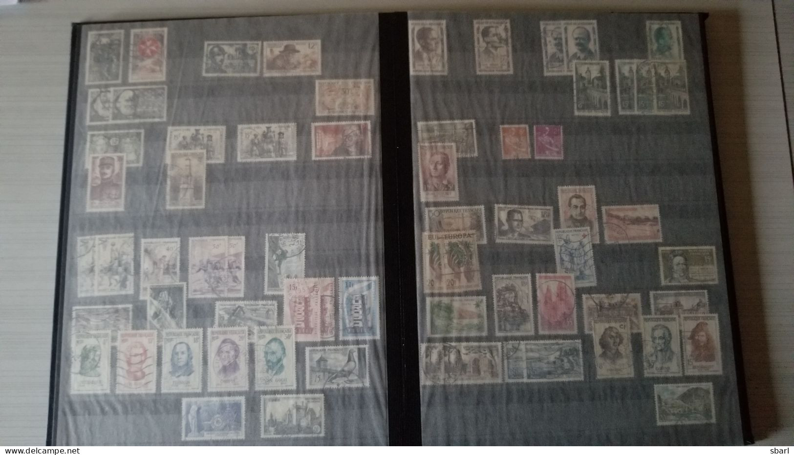 Collection ENORME de 14 Albums : France anciens, neufs** et oblitérés + tous pays des milliers de timbres