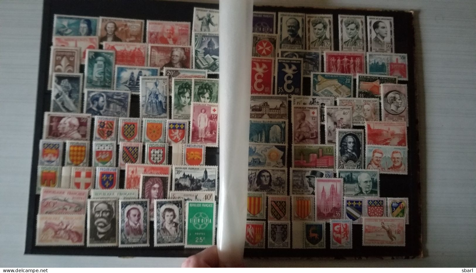 Collection ENORME de 14 Albums : France anciens, neufs** et oblitérés + tous pays des milliers de timbres