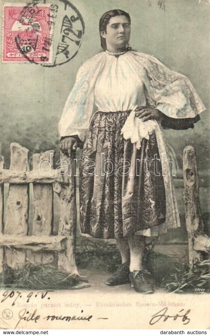 T2/T3 Román Paraszt Leány / Rumanisches Bauern Mädchen / Romanian Peasant Girl. TCV Card (kissé ázott Rész / Slightly We - Non Classificati