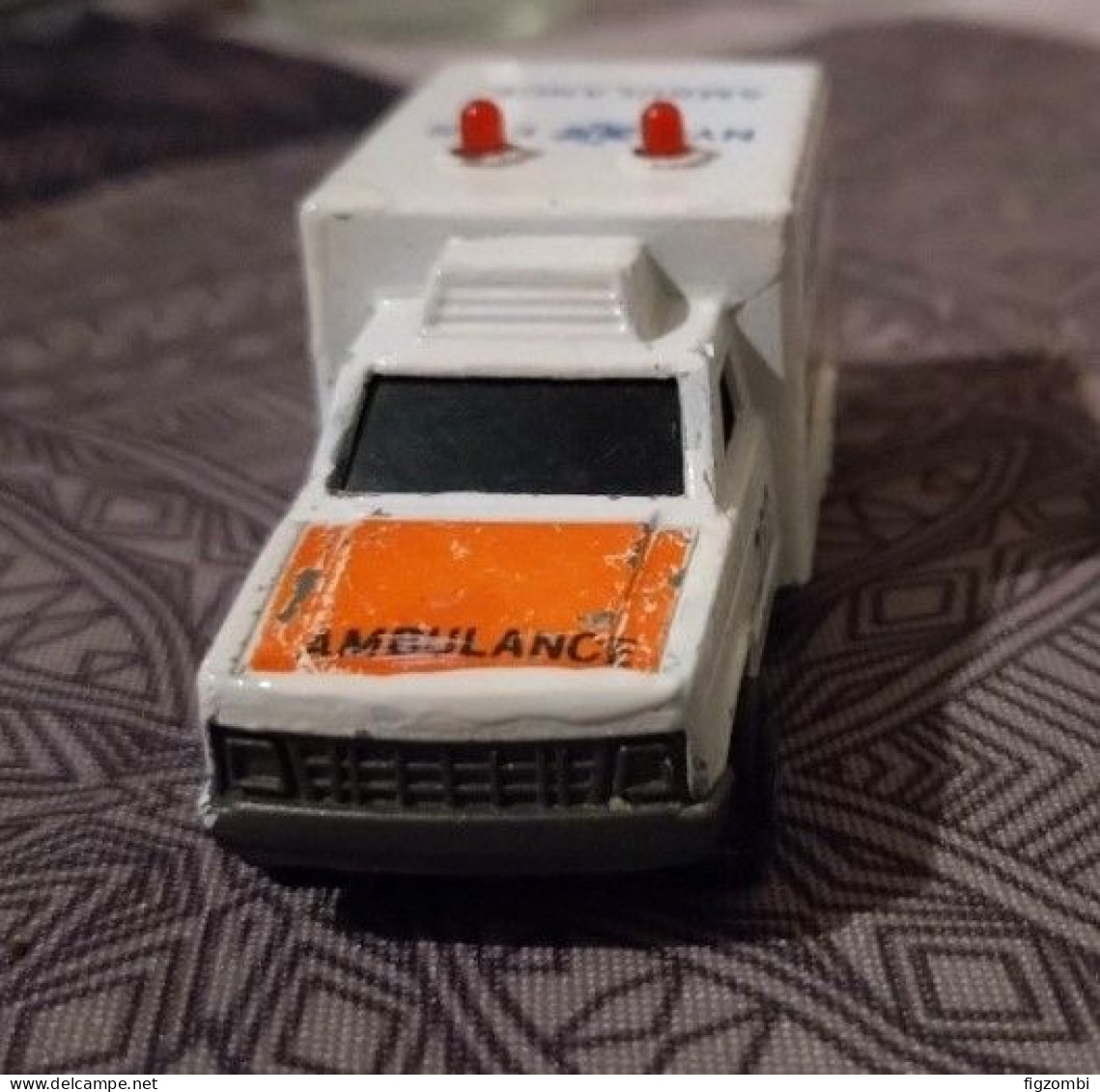 Majorette Ambulance NYC EMS - Majorette