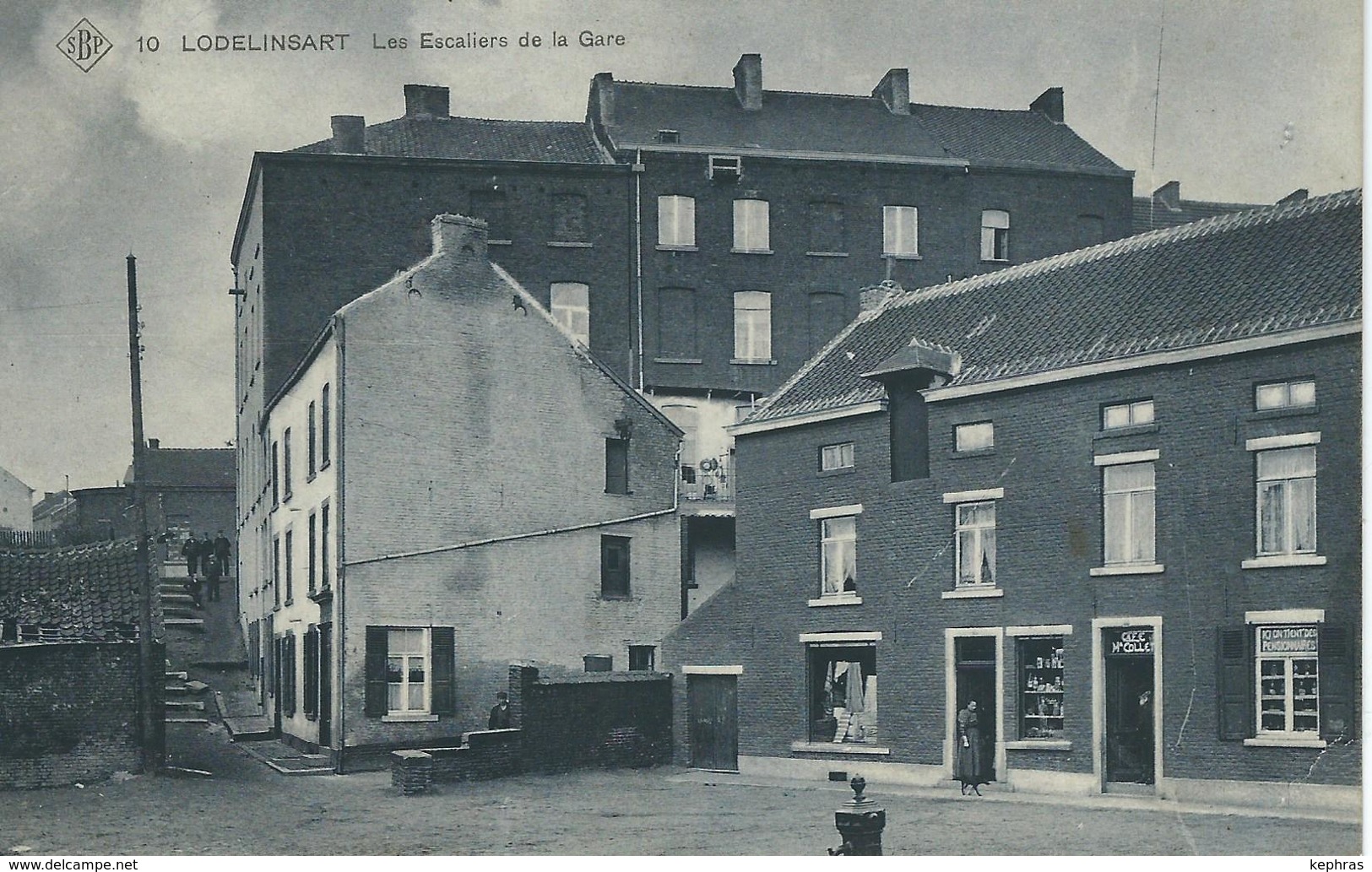 10 LODELINSART : Les Escaliers De La Gare - ,RARE CPA - - Charleroi