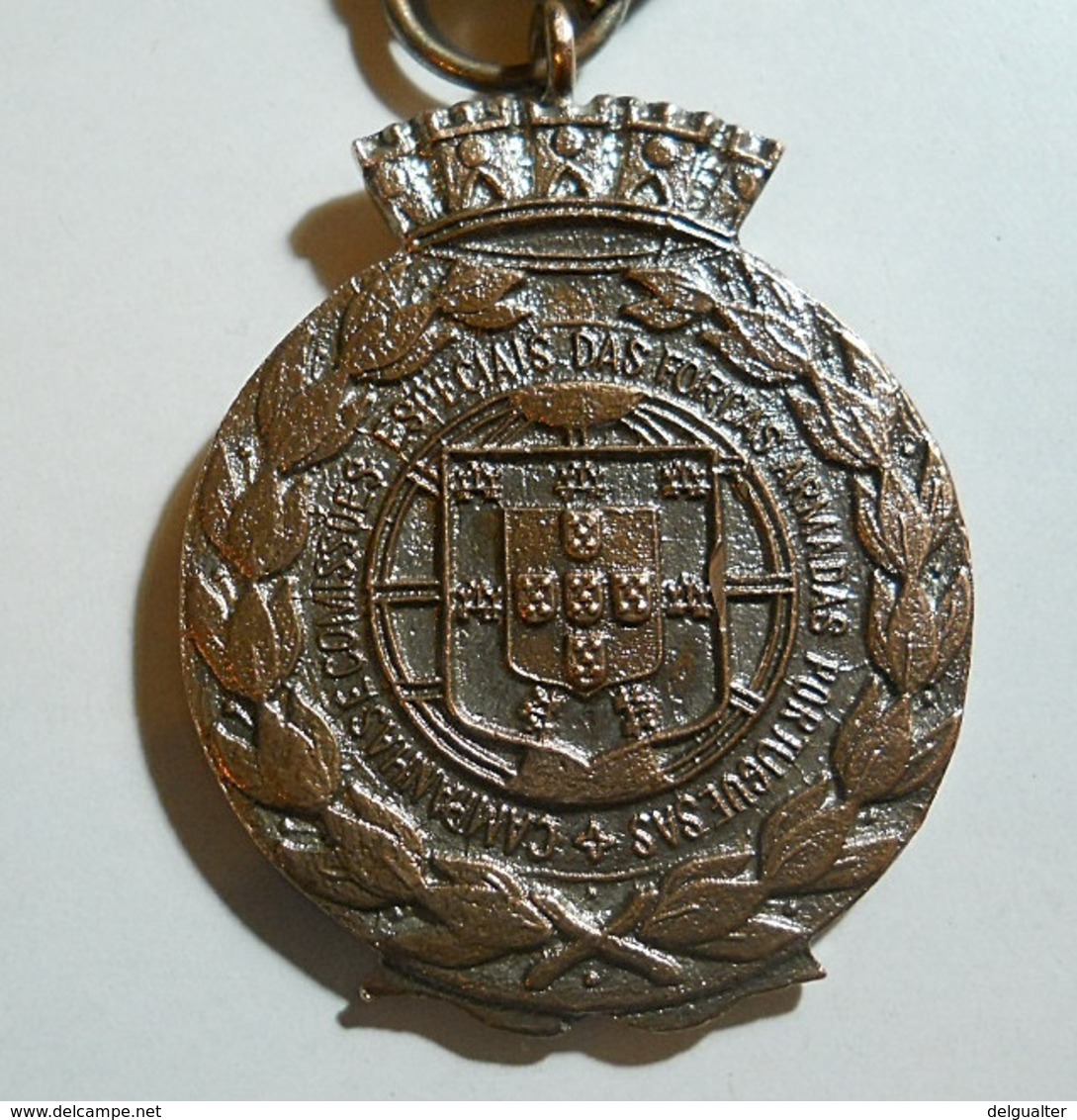 Medal * Militaria * Angola 1971-72-73-74 * Campanhas E Comissões Especiais Das Forças Armadas Portuguesas - Autres & Non Classés