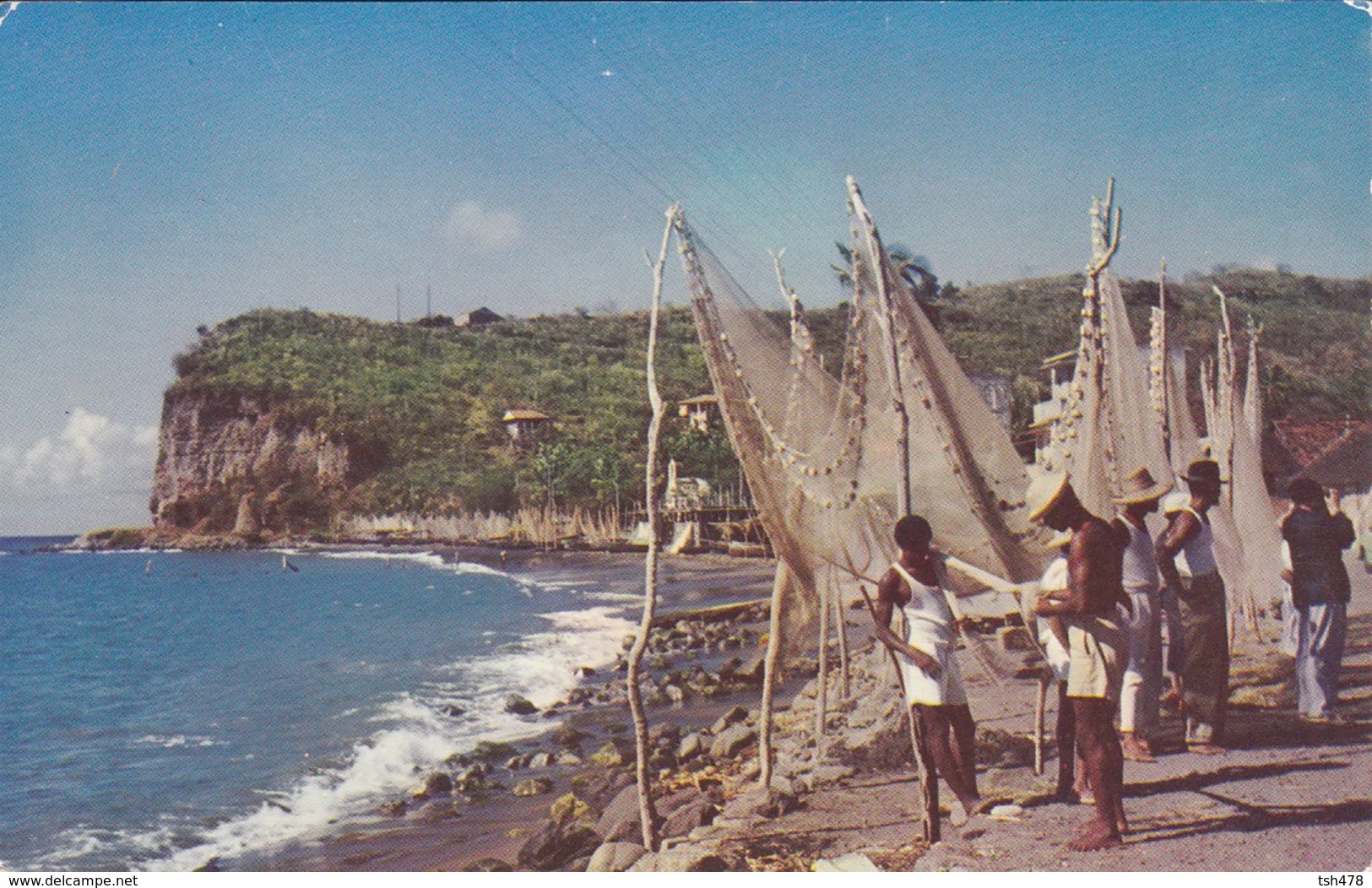 MARTINIQUE--FOND LAHAYE--fishing Village--( Village De Pêcheurs )--voir 2 Scans - Autres & Non Classés