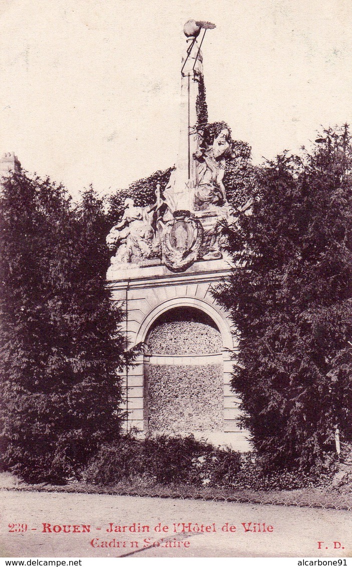 ROUEN - Jardin De L'Hôtel De Ville - Cadran Solaire - Rouen