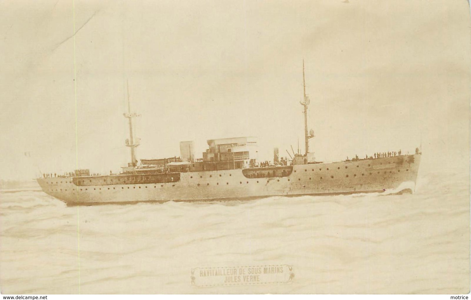 RAVITAILLEUR DE SOUS-MARINS - "Jules Verne", Carte Photo . - Guerre