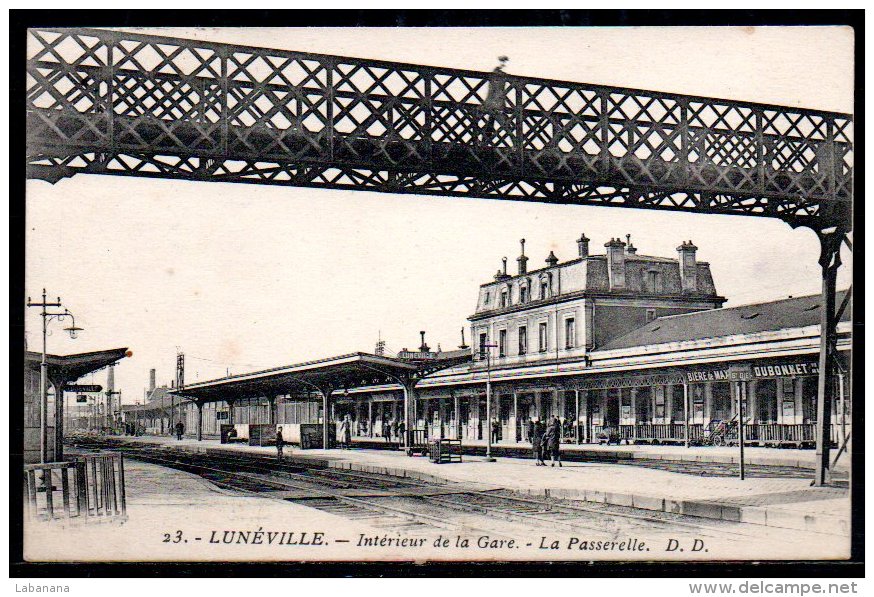 54-Lunéville, Intérieur De La Gare, La Passerelle - Luneville