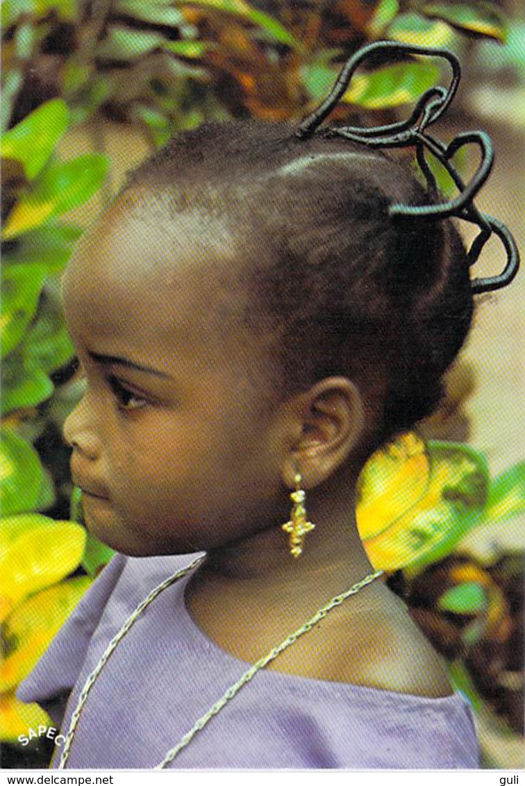 Afrique > BENIN Beninoise (coiffure Jeune Fille)  (S.A.P.E.C  Photo Hazoume 8694-E84H ) *  PRIX FIXE - Benin