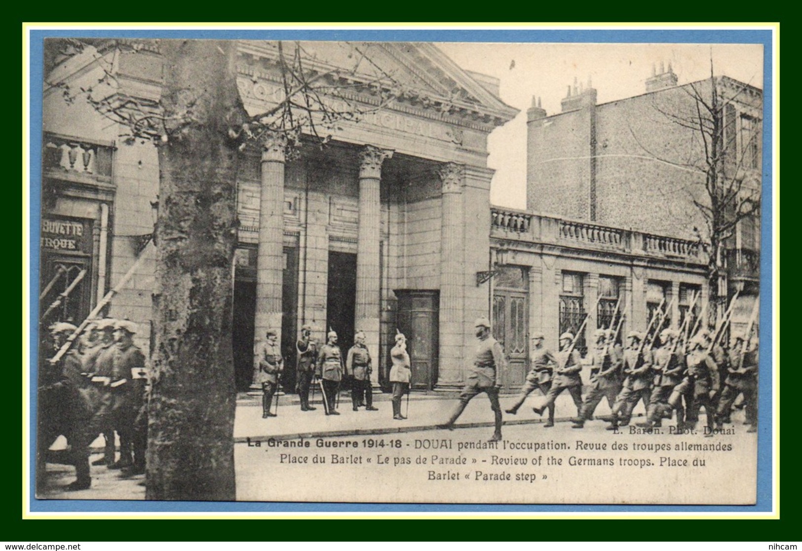 CPA Douai Pendant L' Occupation Revue Des Troupes Allemandes Place Du Barlet écrite Grande Guerre 1914 18 BE - Douai