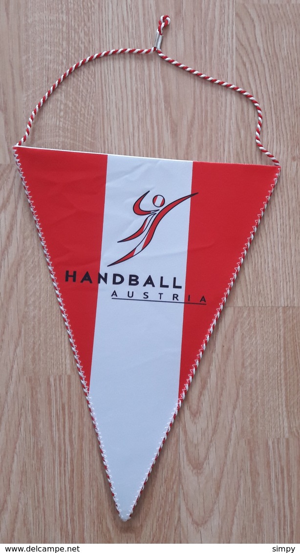 Pennant  Handball Federation Of AUSTRIA  24x32cm - Handball