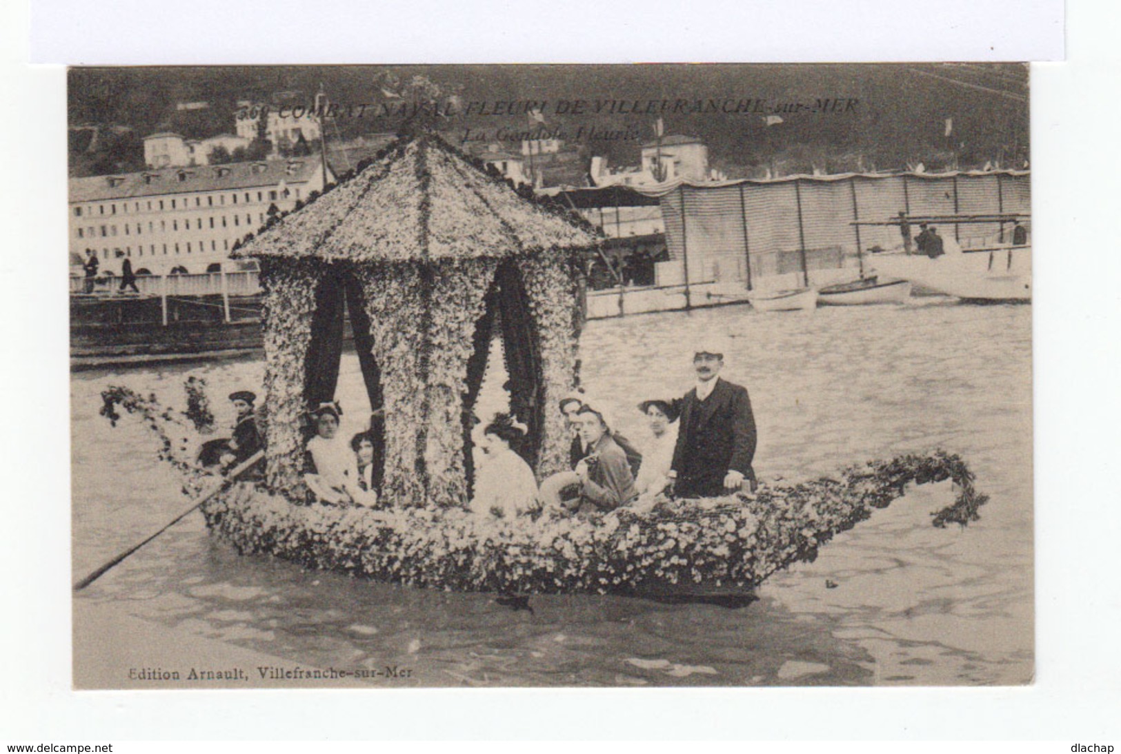 Combat Naval Fleuri De Villefranche Sur Mer. La Gondole Fleurie. (2688) - Villefranche-sur-Mer