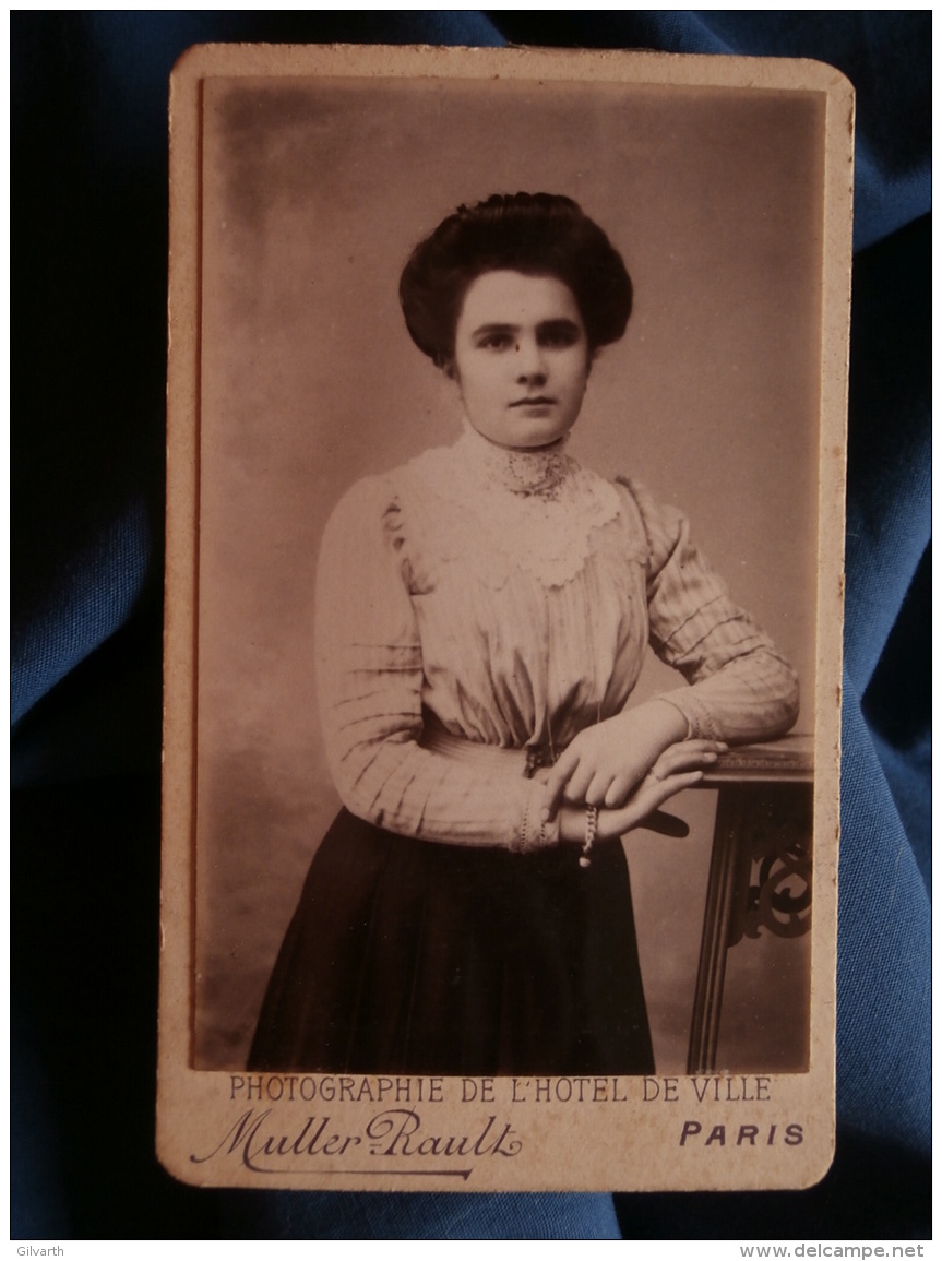 Photo CDV Muller Rault à Paris   Portrait Jeune Femme Vers 1895 L369 - Ancianas (antes De 1900)