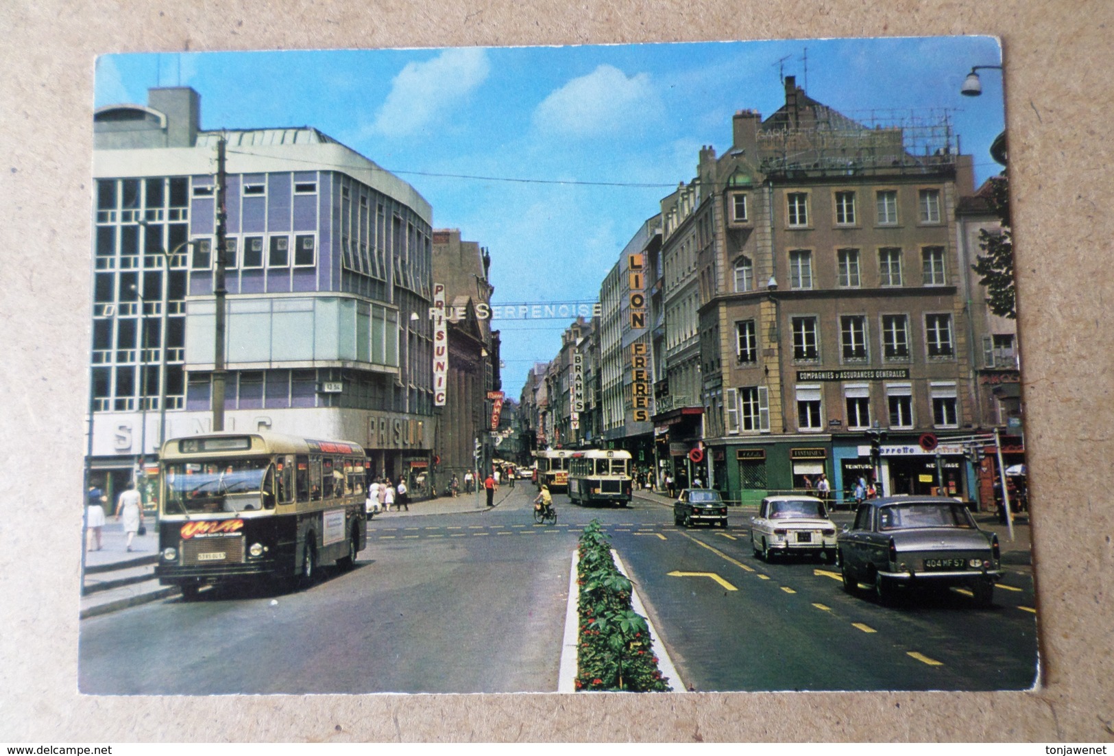 METZ - L'Avenue Robert Schuman Et La Rue Serpenoise ( 57 Moselle ) - Metz