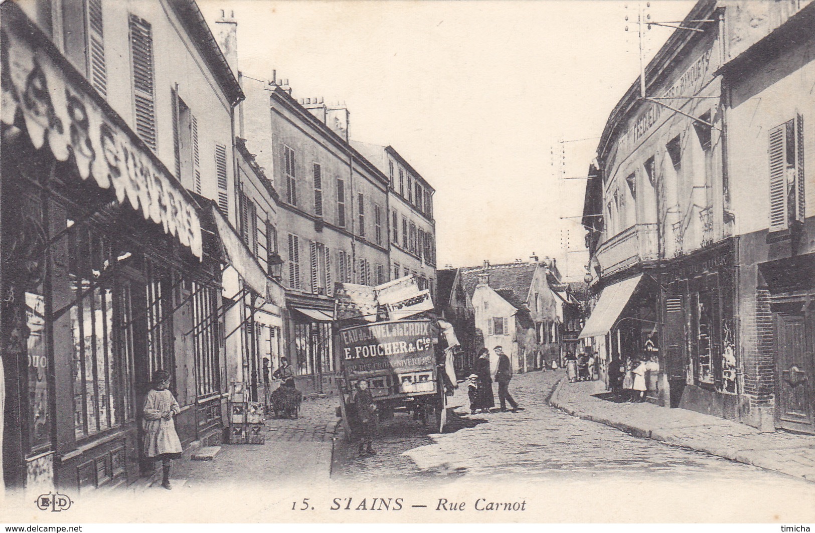 (40)   STAINS - Rue Carnot - Autres & Non Classés
