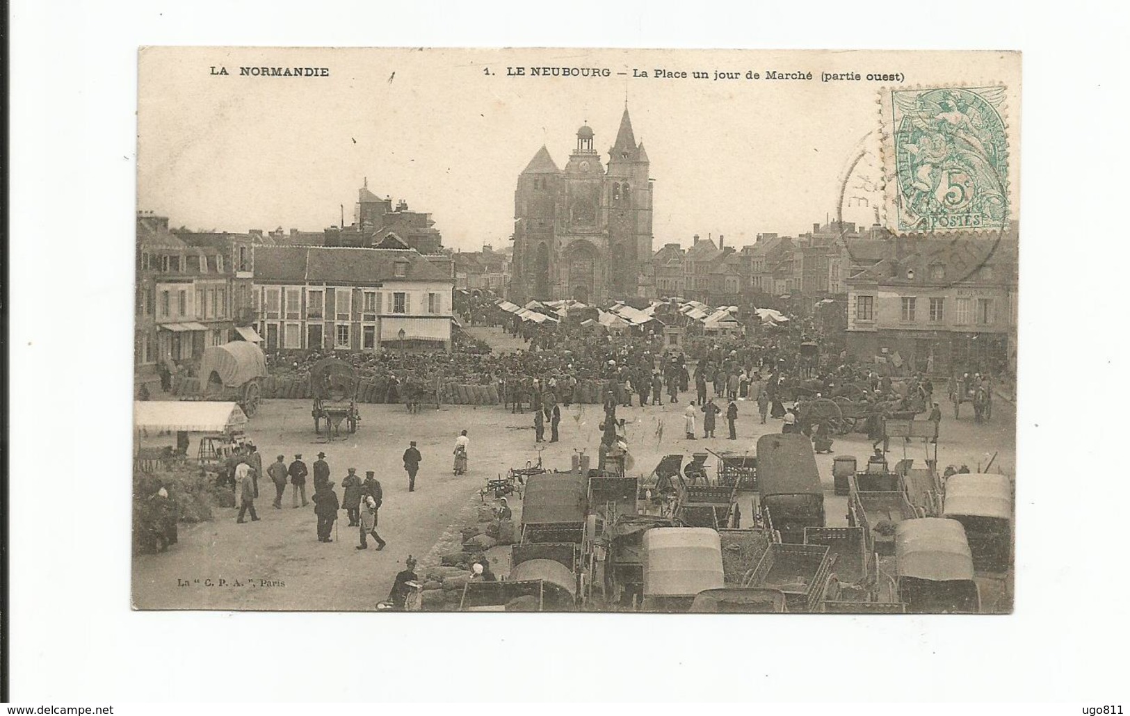 1  LE NEUBOURG   -  La Place Un Jour De Marché  (partie Ouest) - Le Neubourg