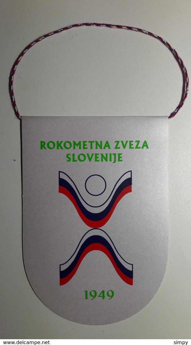 Pennant Handbal EURO 2004 Slovenia Federation Of Slovenia  10x16 Cm - Handbal