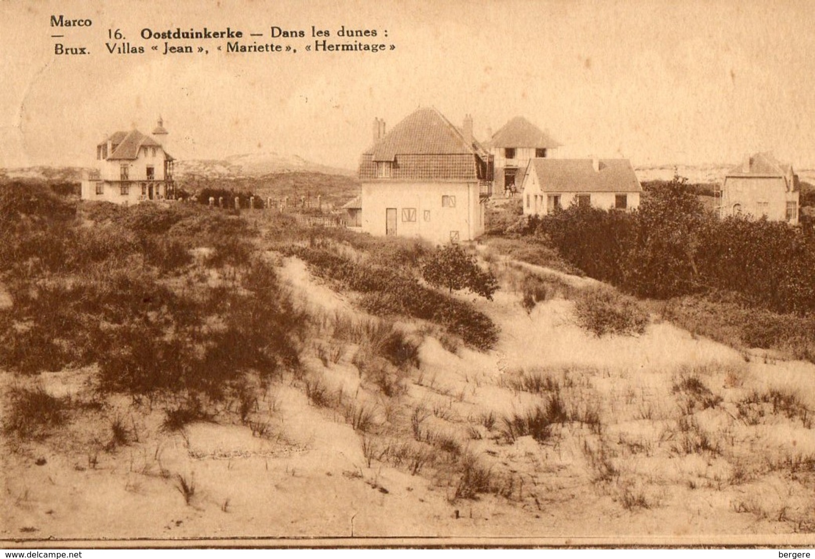 CPA OOSTDUINKERKE. Dans Les Dunes, Villas Jean, Mariette, Hermitage. 1933. - Oostduinkerke