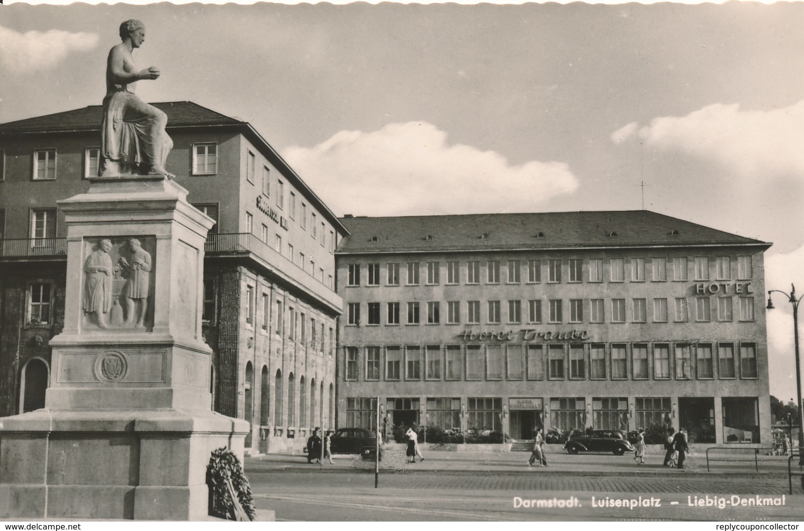 DARMSTADT - Luisenplatz , Liebig-Denkmal - Autres & Non Classés