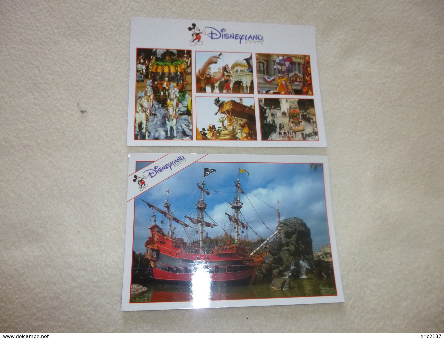 2 CARTES ..DISNEYLAND...PARADE ET ADVENTURELAND - Disneyland