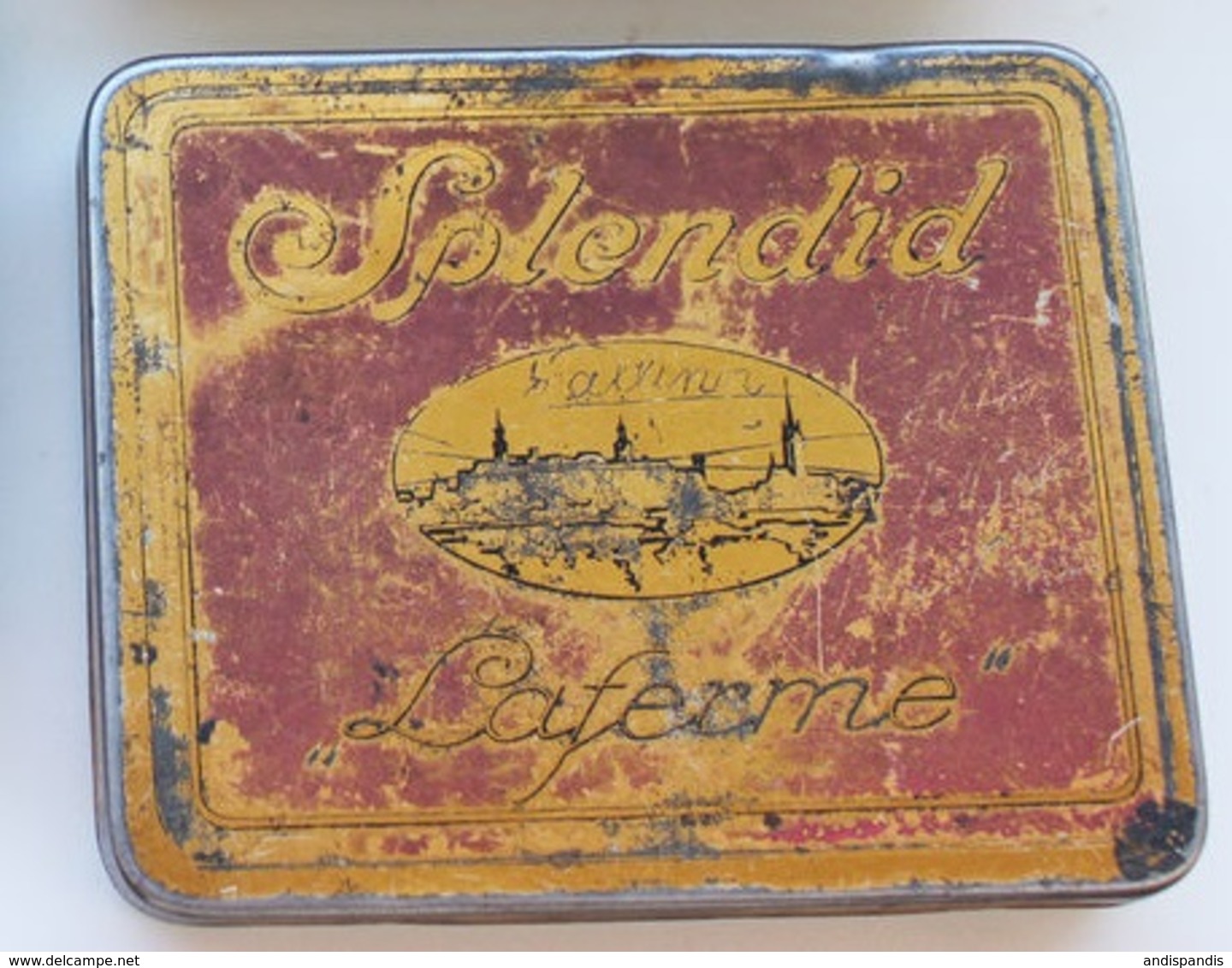 Vintage USSR Russia - Estonia Metal Cigarette Tobacco TIN BOX - Sigarettenkokers (leeg)