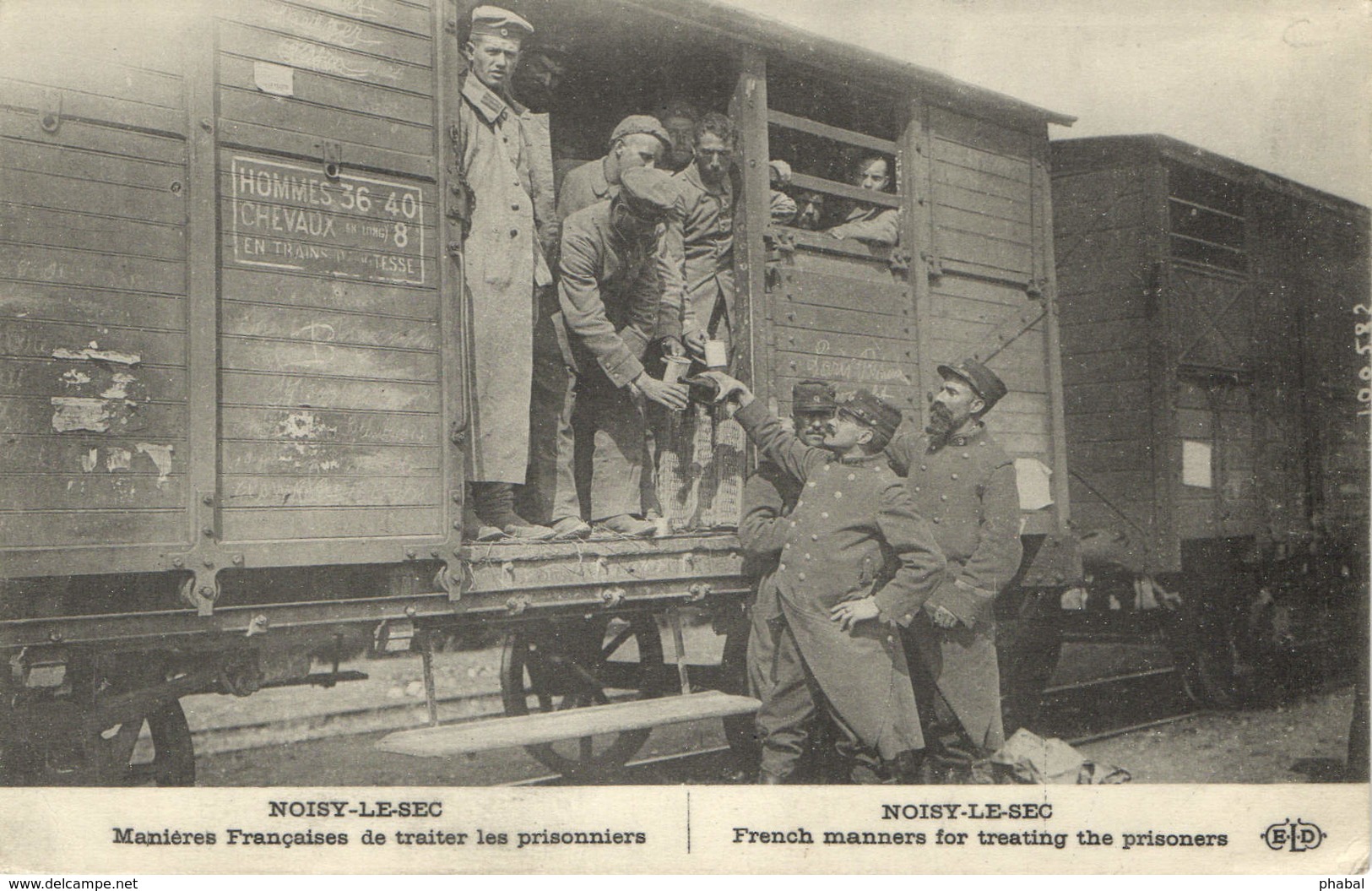 Military, World War I., Prisoners In A Railway Wagon With French Soldiers, Old Postcard - War 1914-18