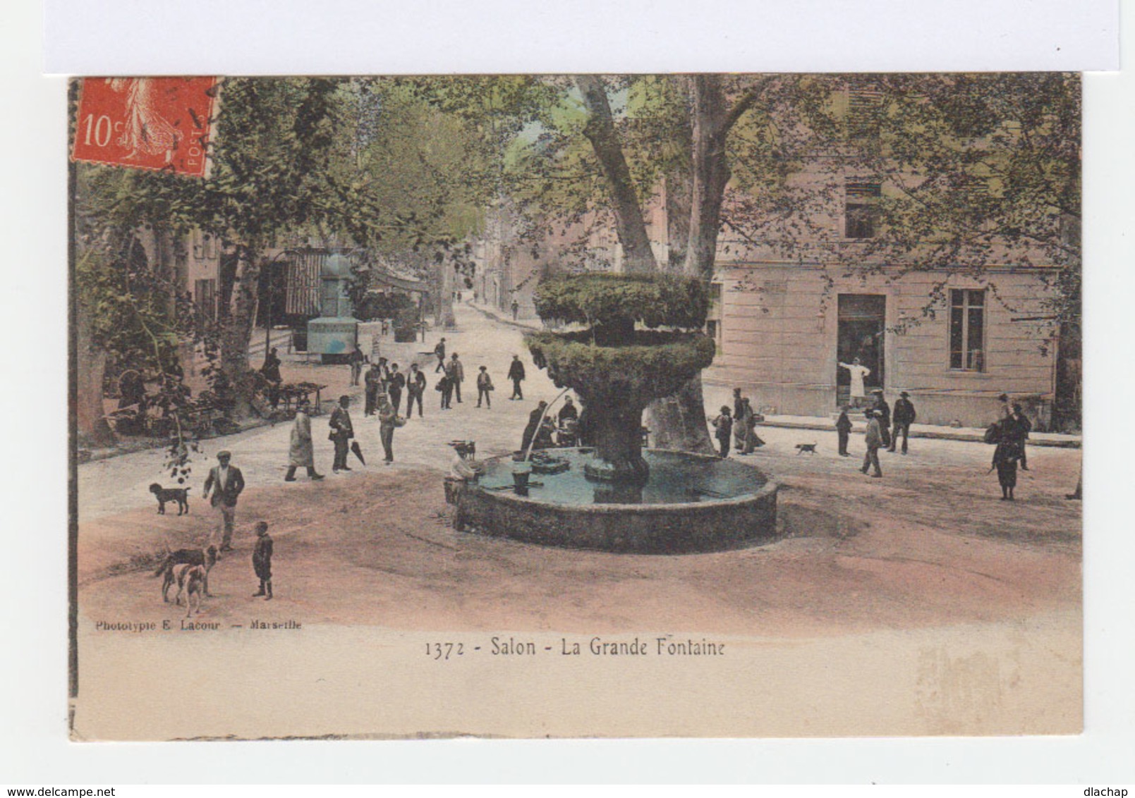 Salon. La Grande Fontaine. (2696) - Salon De Provence