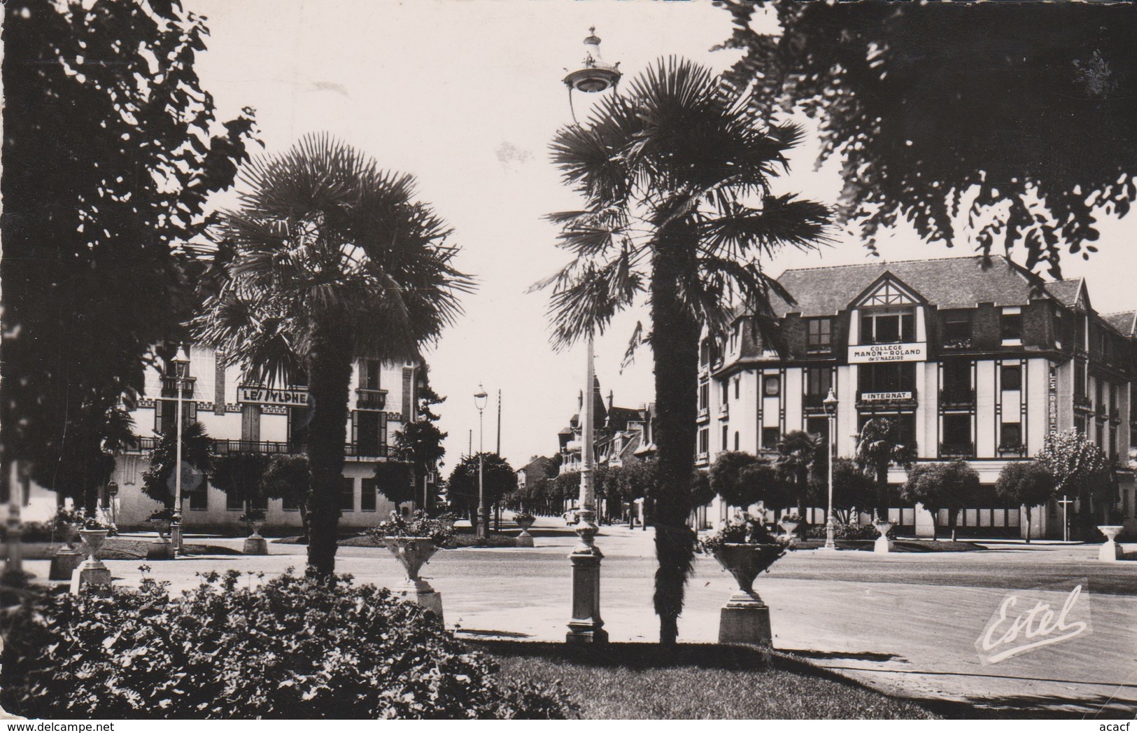 La Place Des Palmiers, à La Baule (44) - - La Baule-Escoublac