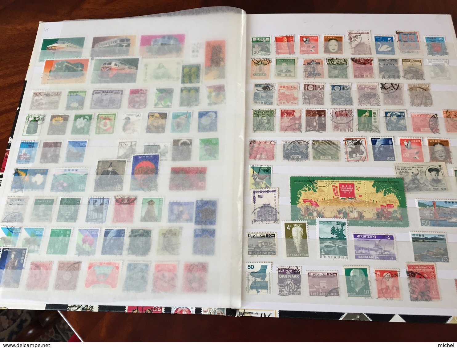 Album Rempli De Timbres - Collections (with Albums)