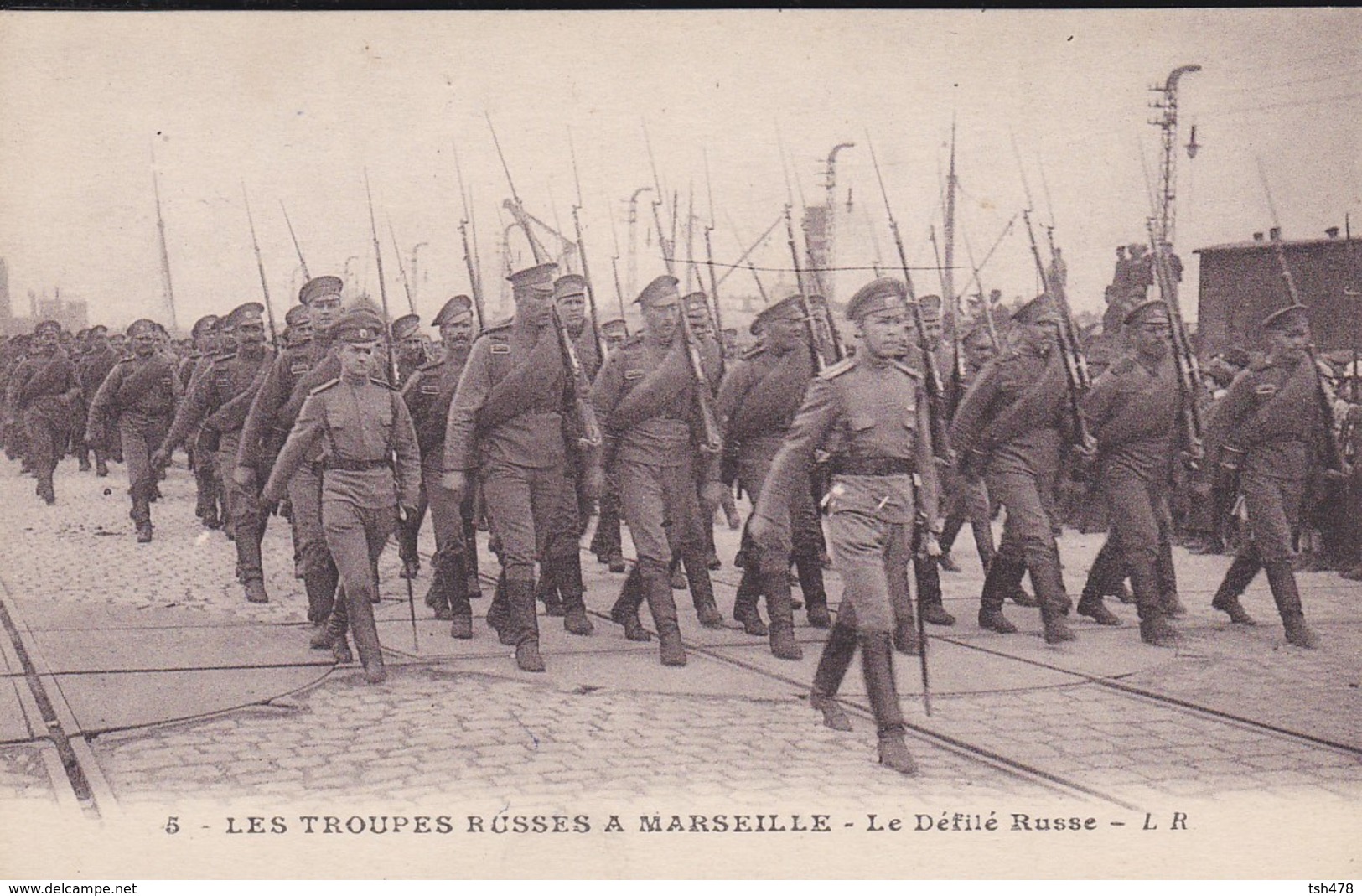 13----RARE--MILITARIA--MARSEILLE---les Troupes RUSSES à MARSEILLE--le Défilé Russe--voir 2 Scans - Sin Clasificación