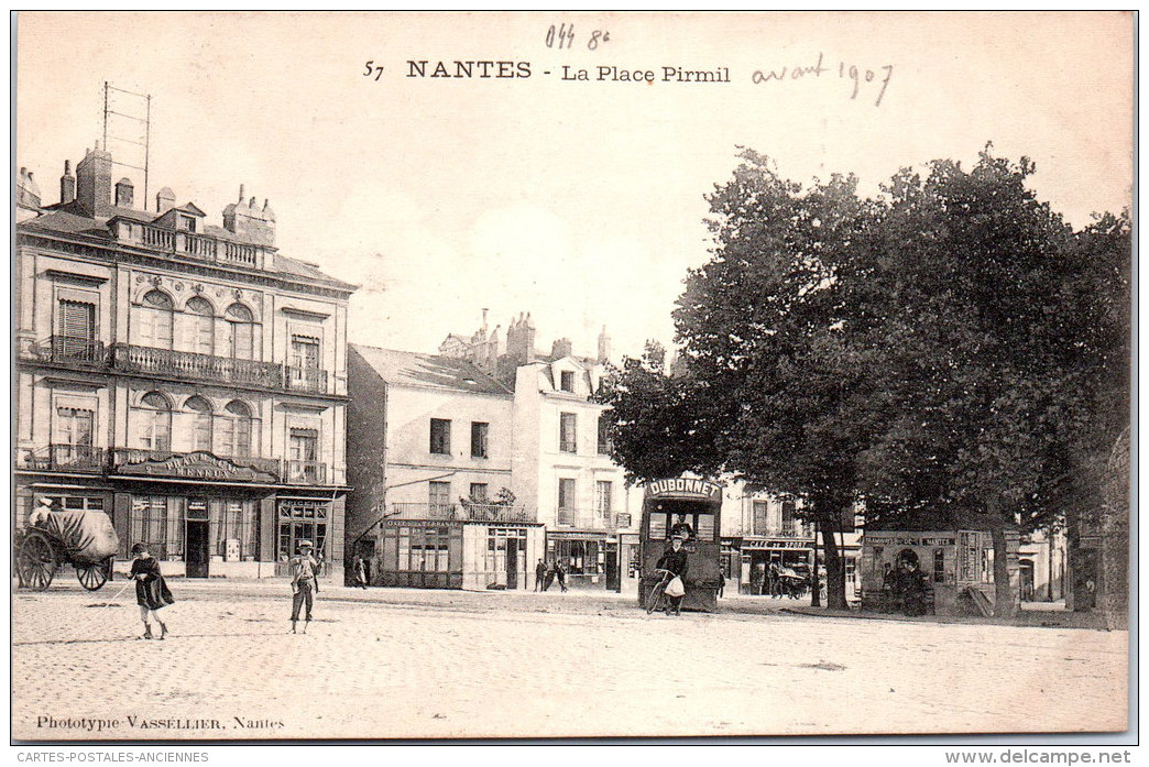 44 NANTES - La Place Pirmil - Nantes