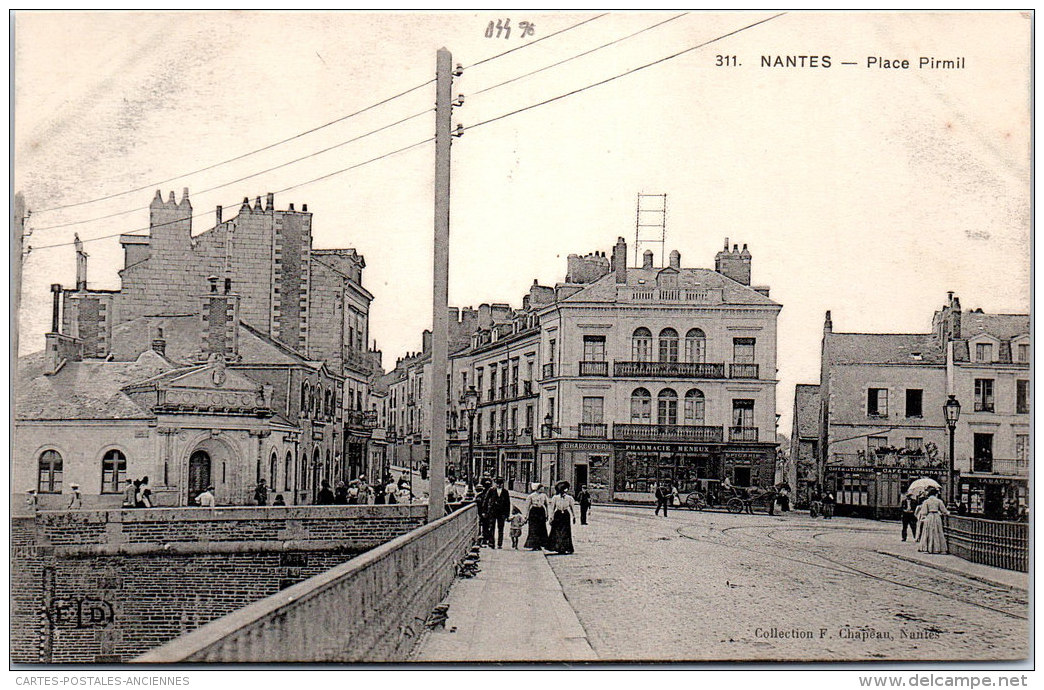 44 NANTES - Un Coin De La Place Pirmil - Nantes