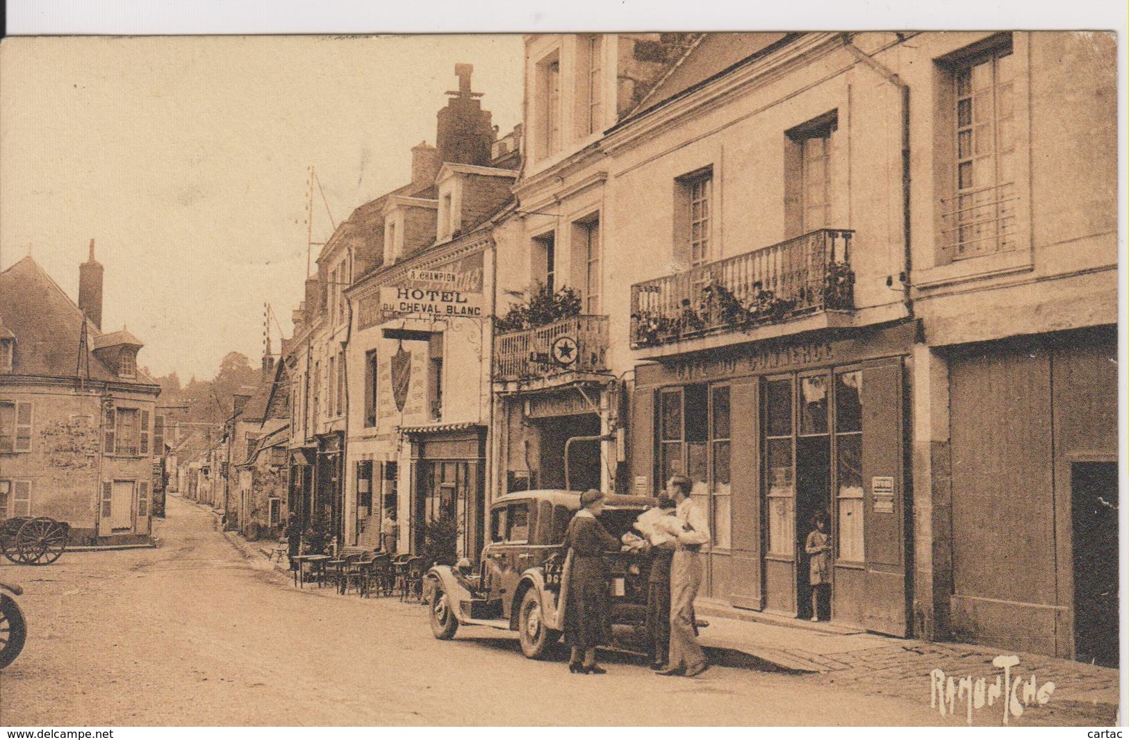 D72 - LA CHARTRE SUR LE LOIR - VERS L'HOTEL DU CHEVAL BLANC - (CAFE DU COMMERCE) - RAMUNTCHO - Autres & Non Classés