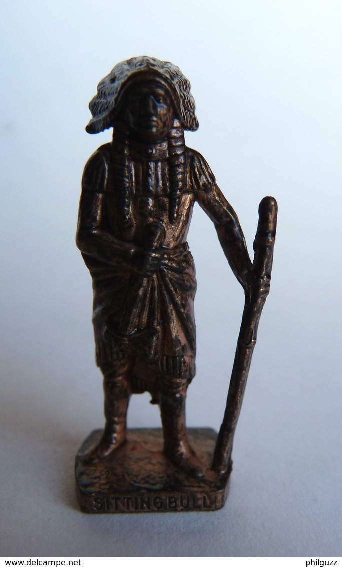 FIGURINE KINDER  METAL  INDIEN I - 6 SITTING BULL Cuivre - KRIEGER Berümmte Indianer-Häuptlinge - Figurines En Métal