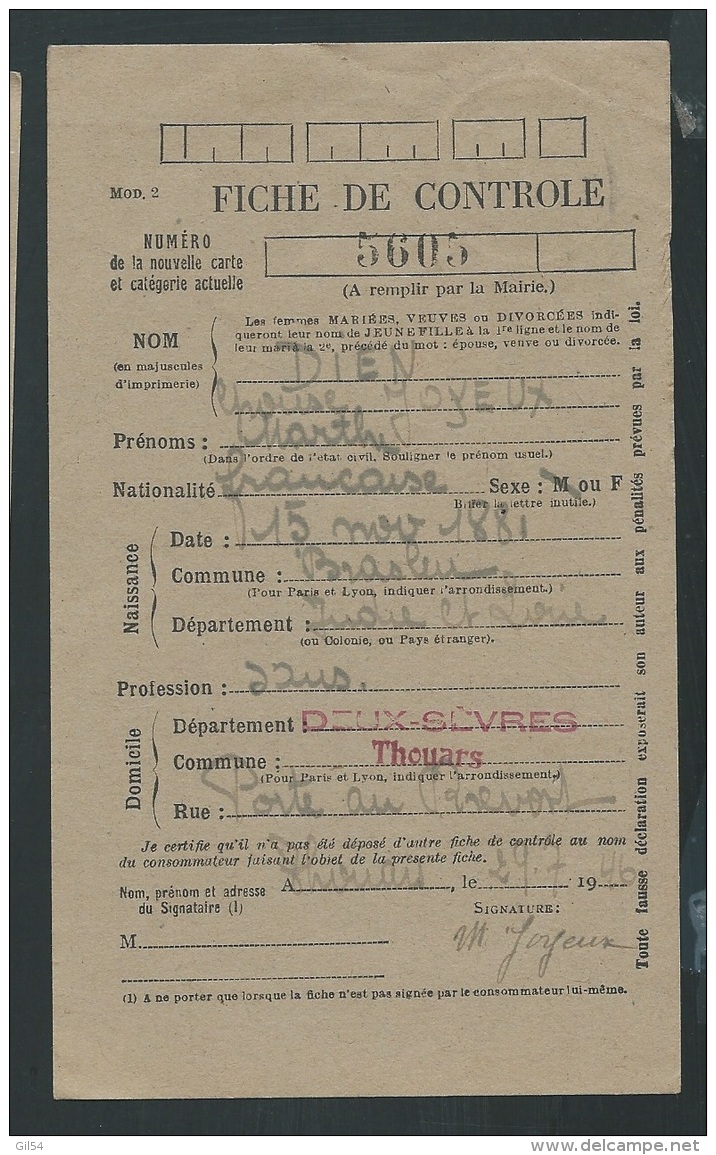 Carte De Ravitaillement Général , Cachet Mairie De Thouars  ( Dpt 79 )   Pa 14218 - Guerre De 1939-45