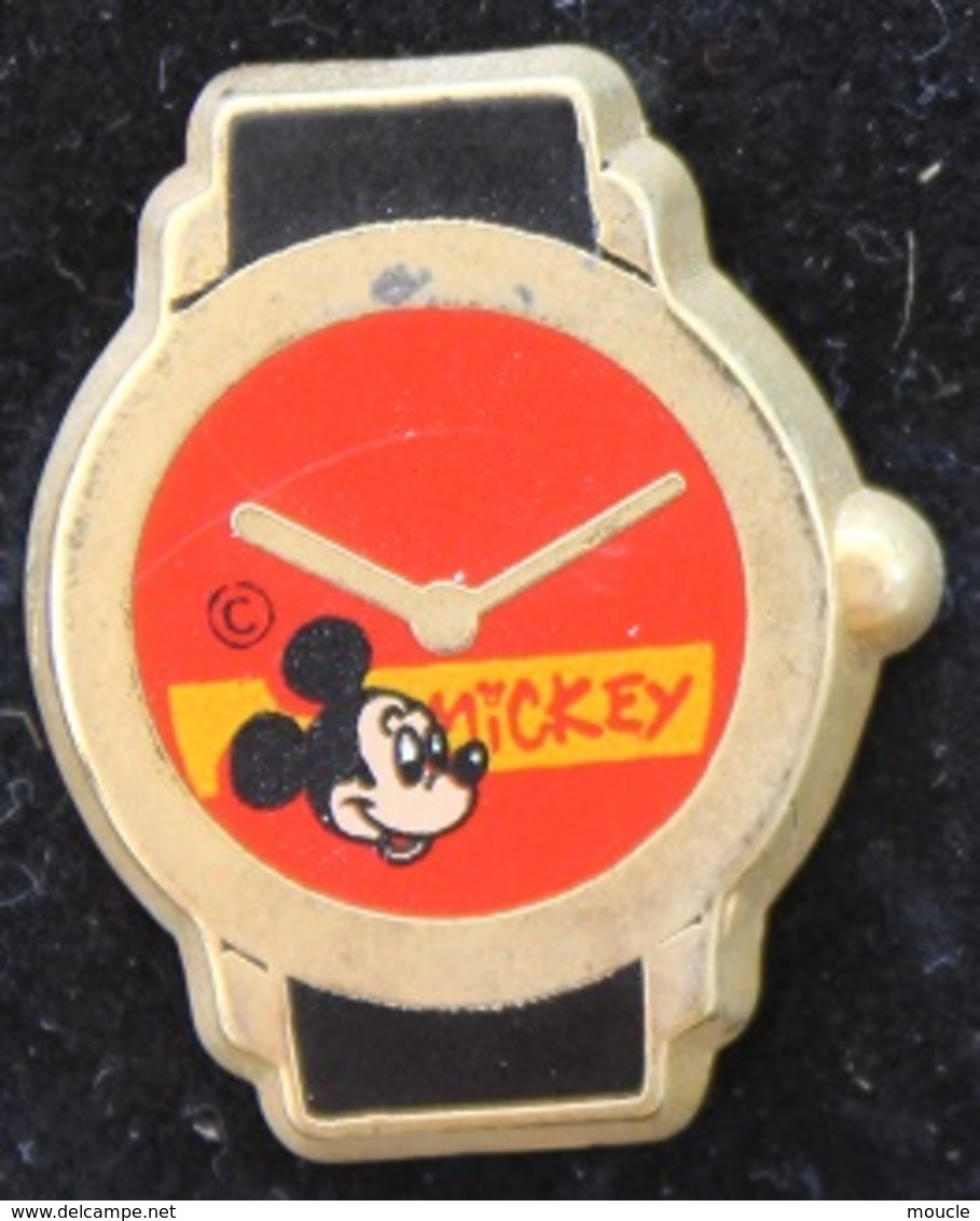 MONTRE MICKEY MOUSE - SOURIS  - FOND ROUGE - BRACELET NOIR - MADE IN FRANCE  - UHR - WATCH - OROLOGIO -  (ROSE) - Marcas Registradas