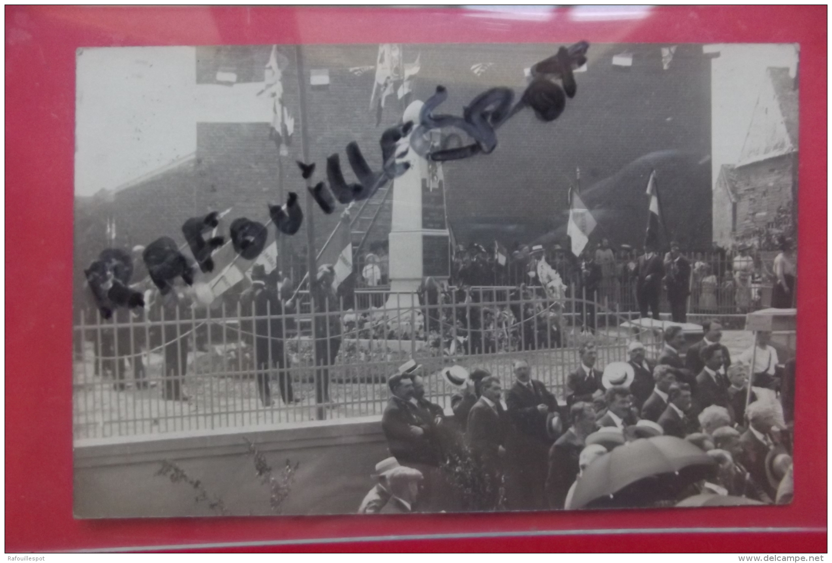 C Photo  Rare Monceau Par Oise Inauguration Du  Monument - Monumenti Ai Caduti