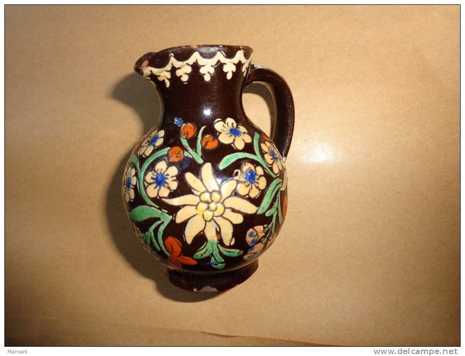 Vase Ancien Hauteur 8cm -decor Edelweiss Et Fleurs Des Montagnes - Autres & Non Classés