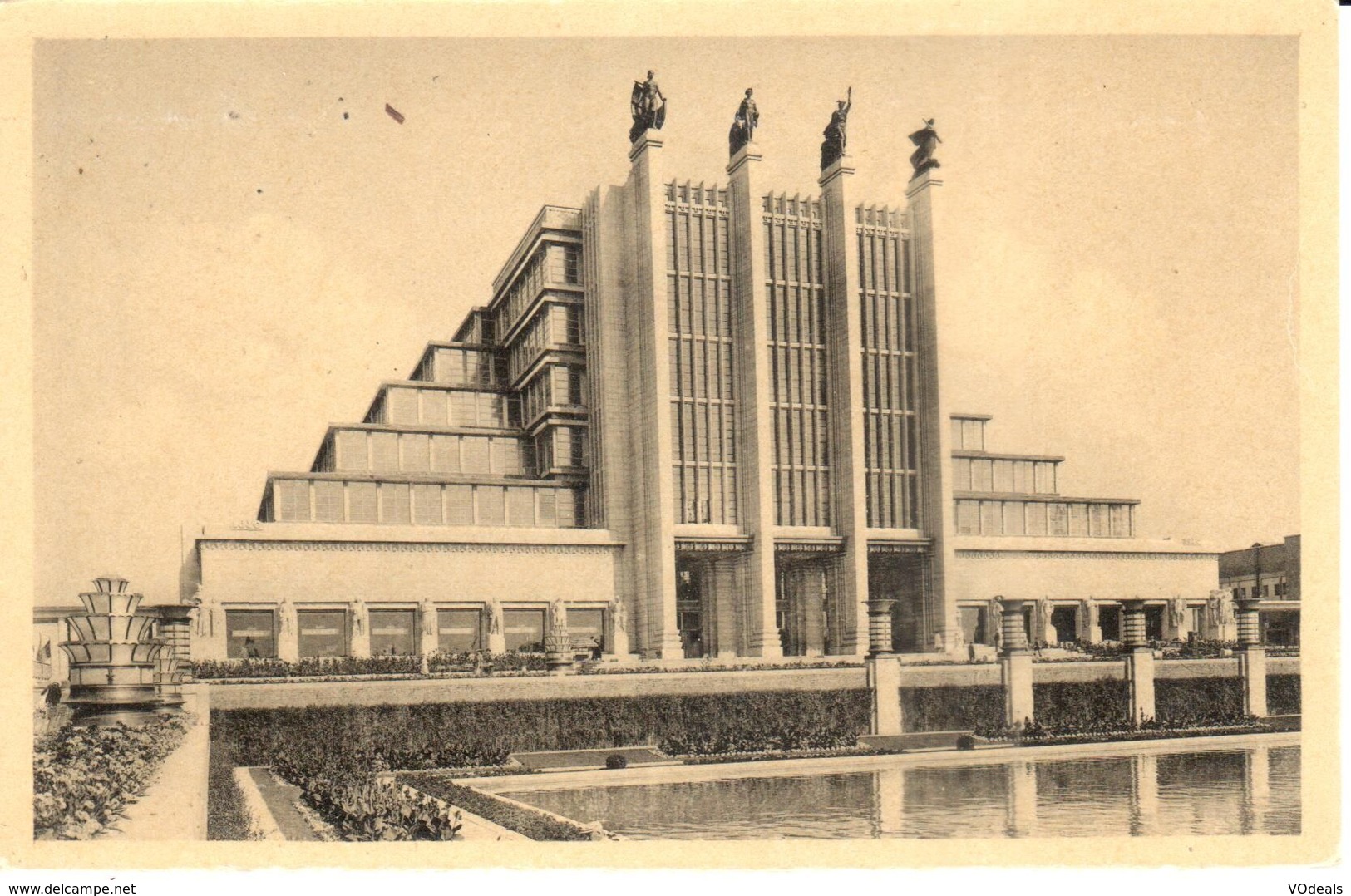 Bruxelles - CPA - Brussel - Exposition 1935 - Grand Palais - Monuments