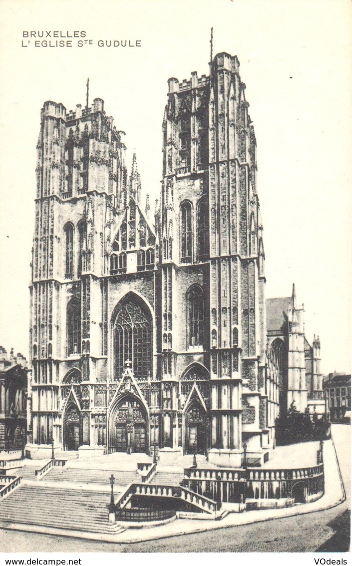 Bruxelles - CPA - Brussel - L'Eglise Sainte Gudule - Bossen, Parken, Tuinen