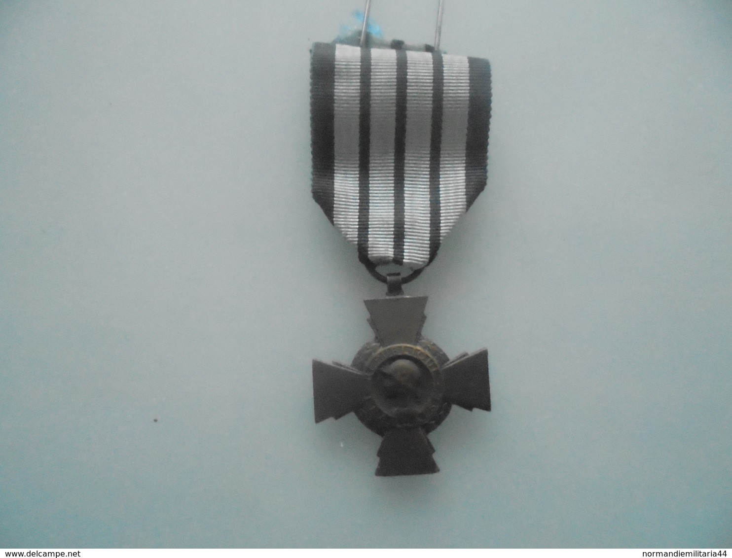 Croix Du Combattant Modèle De Vichy - France