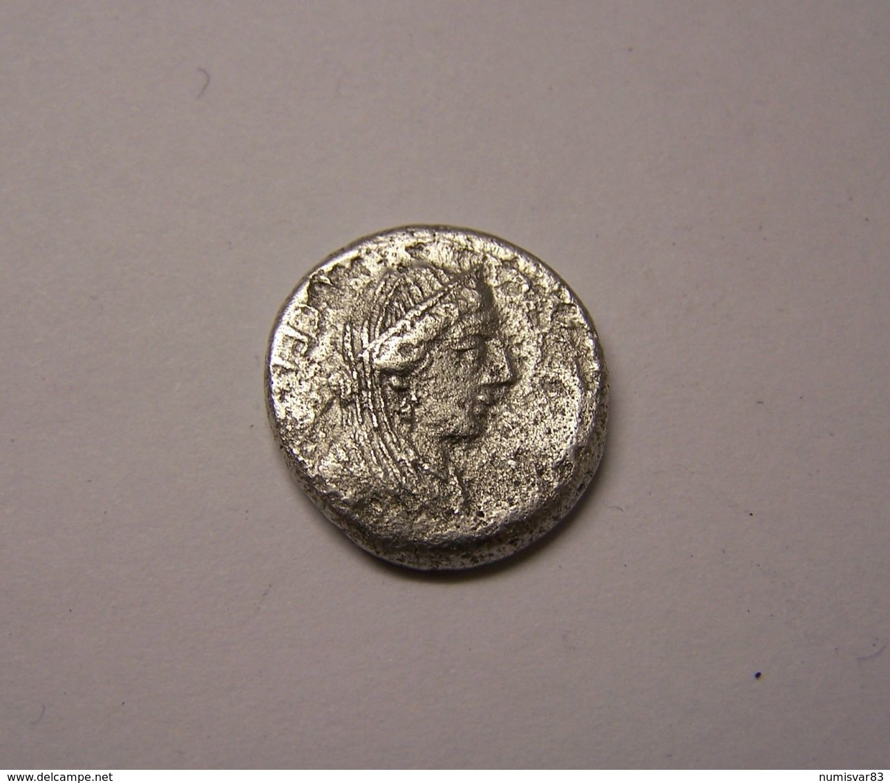 MARCIA Lucius Marcius Censorinus (-82 Avt JC) Denier En Argent R1 - Republic (280 BC To 27 BC)