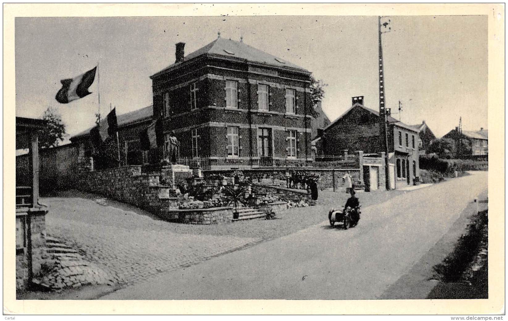 JALHAY - Le Monument Et Rue De La Fagne - Jalhay