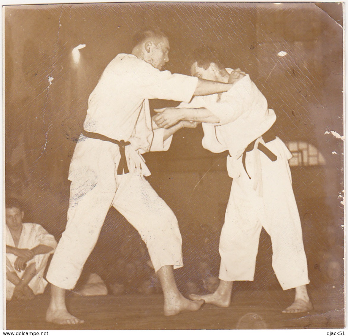 Ancienne Photo Sépia / Revin (08) / Une Phase (Judo)  / Fin Années 50 - Lieux